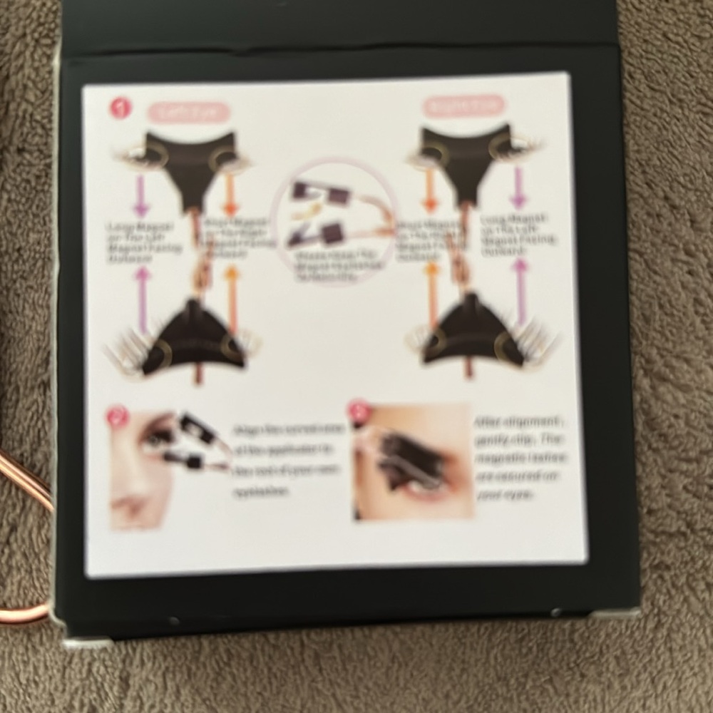 BNIB MAGNETIC LASHES - Picture 5 of 5